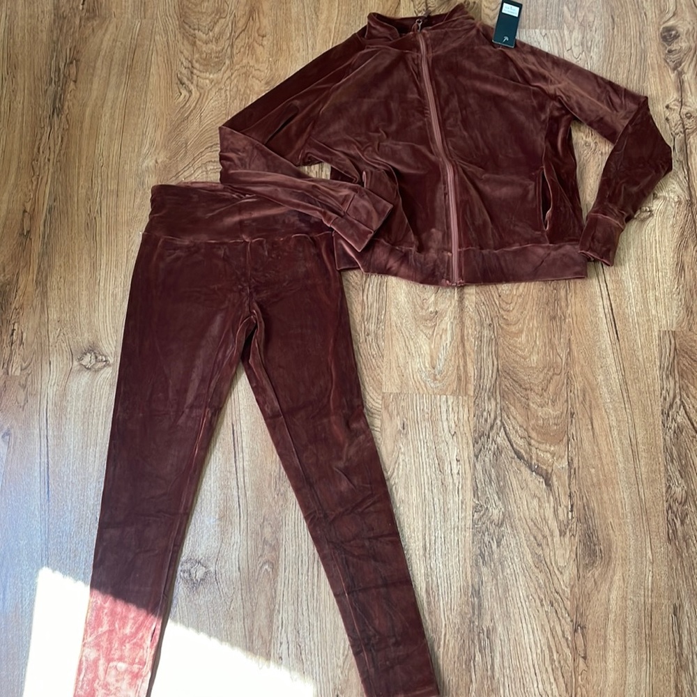 Brown Velour 2 Piece Capri Set